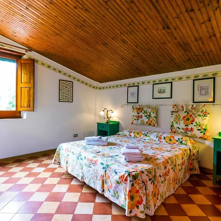 Donnafugata Villa *