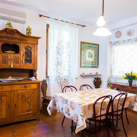 Donnafugata * Santa Domenica (Vibo Valentia)