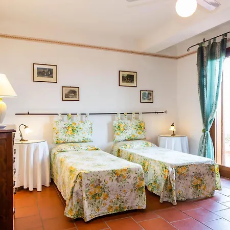 Donnafugata Villa