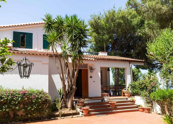 Donnafugata Villa